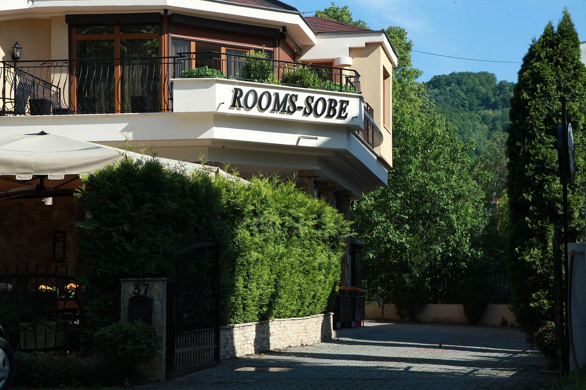 Provence Rooms